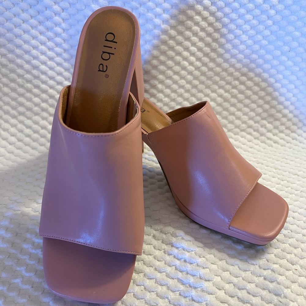 Diba Women's Blush Pink Mules